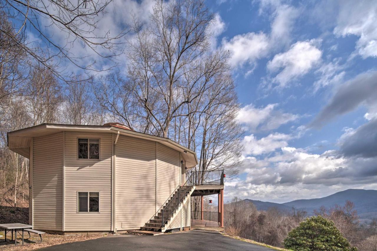 Charming Burnsville Apt With Mountain Views And Deck! מראה חיצוני תמונה
